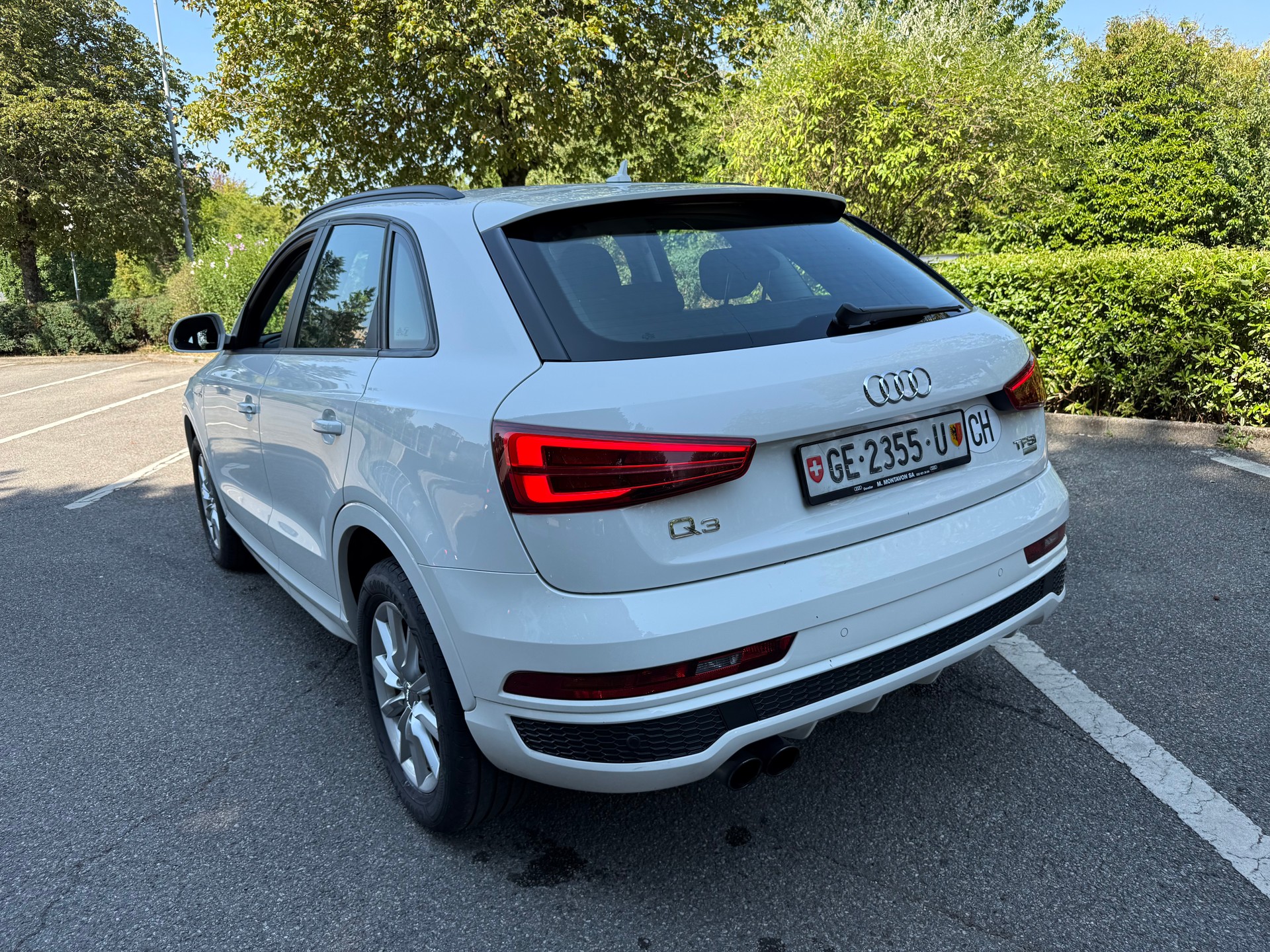 AUDI Q3 1.4 TFSI ultra design-image-8