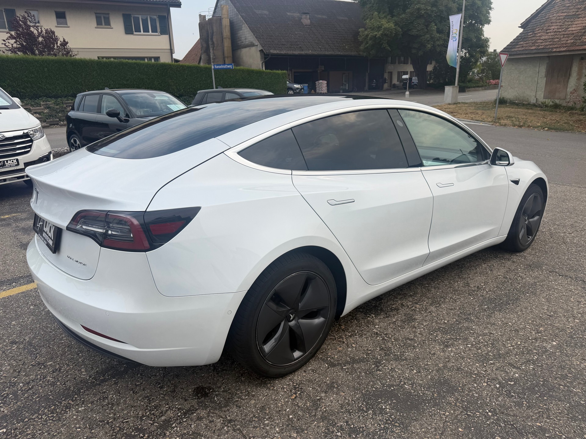TESLA Model 3 Long Range Dual Motor AWD-image-7