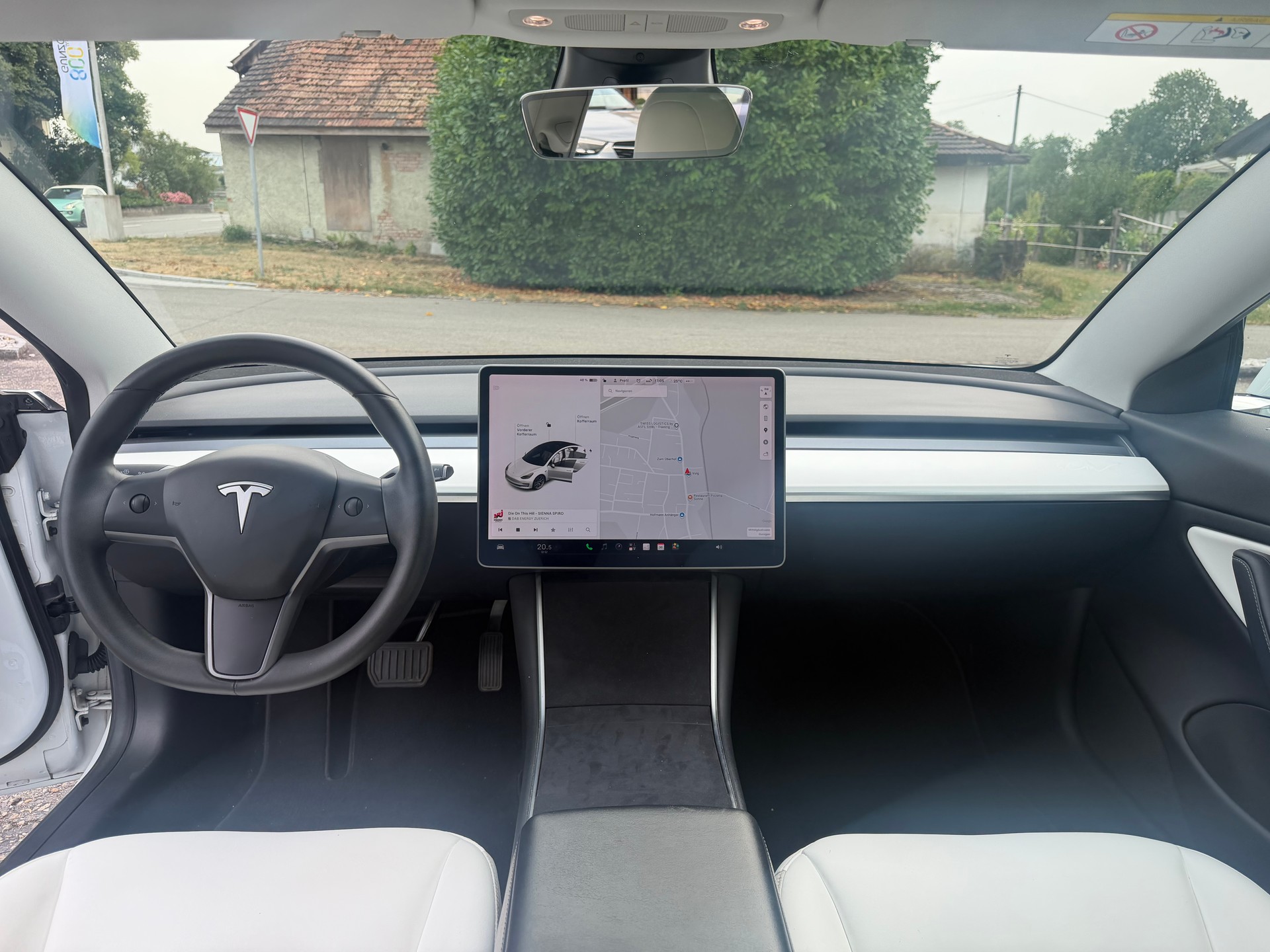 TESLA Model 3 Long Range Dual Motor AWD-image-14