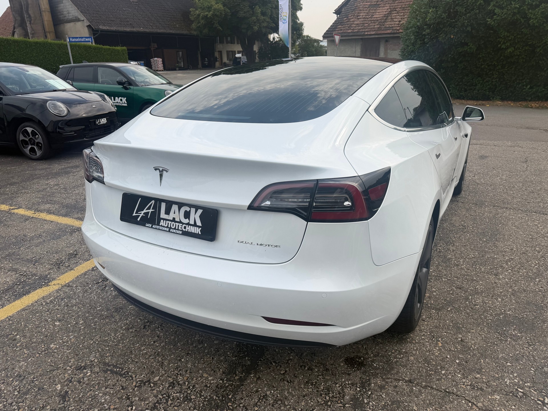 TESLA Model 3 Long Range Dual Motor AWD-image-8