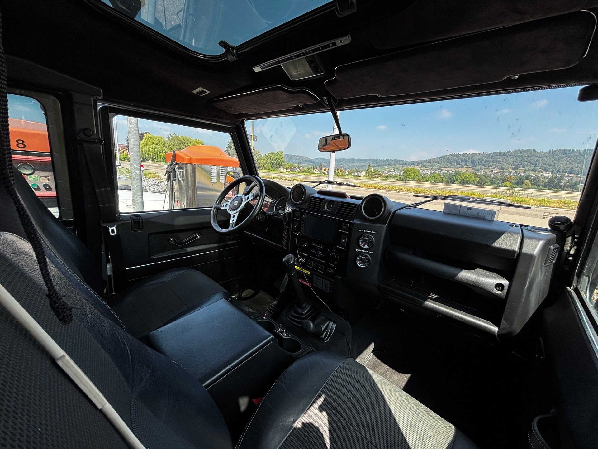 LAND ROVER 2.4 Tdi SW-image-4