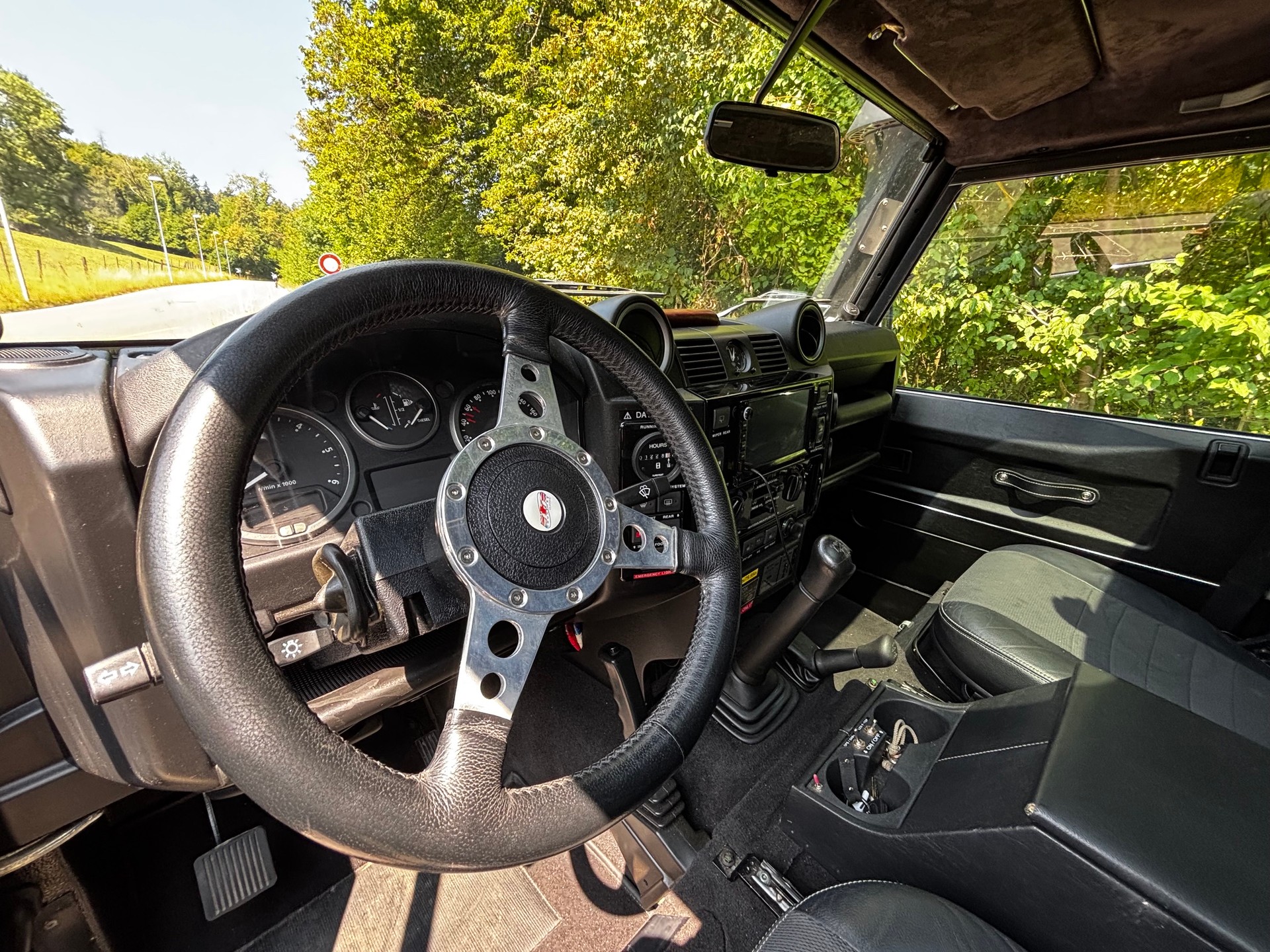 LAND ROVER 2.4 Tdi SW-image-2