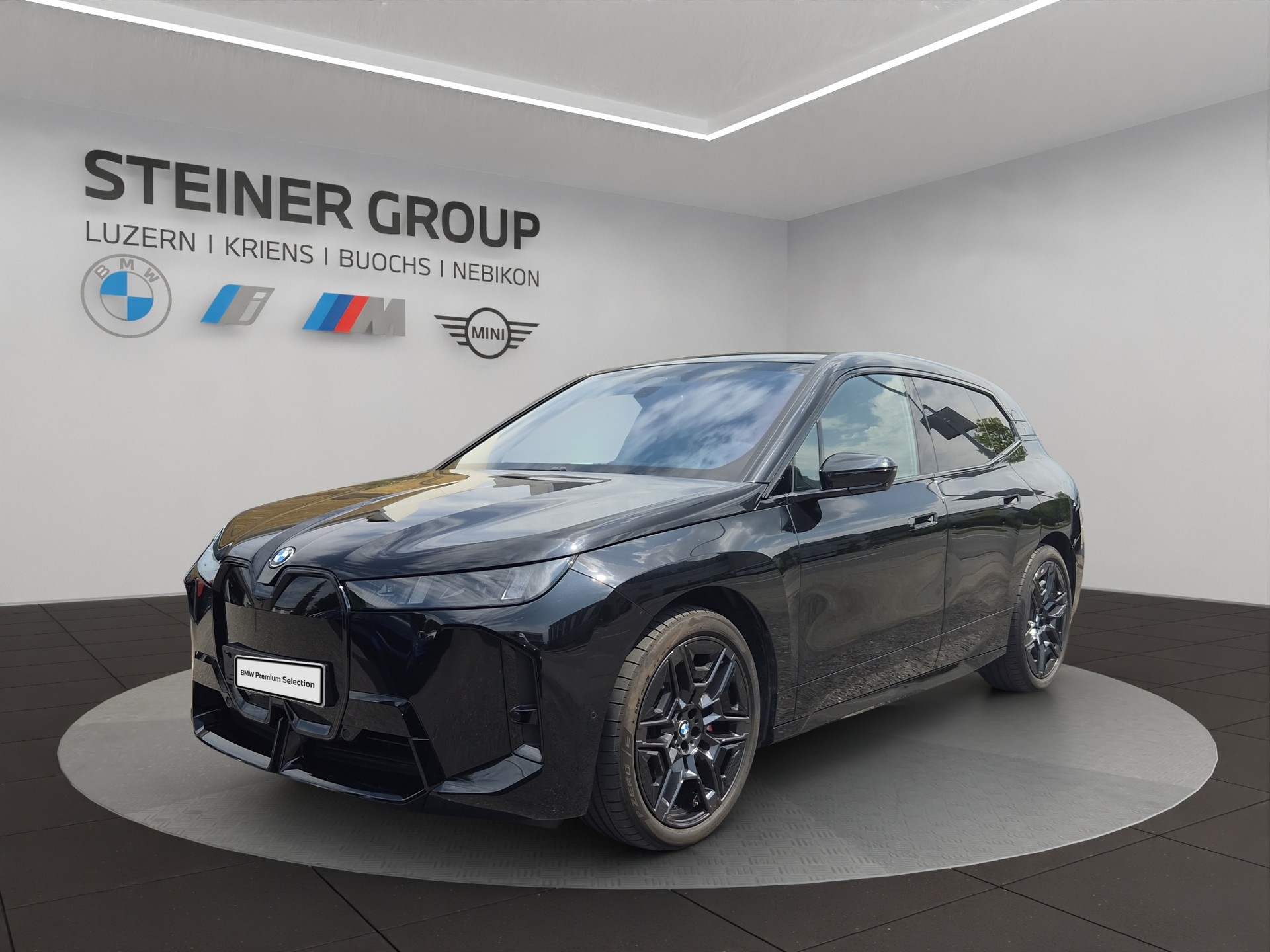 BMW iX xDrive60 M Sport Pro-image-0
