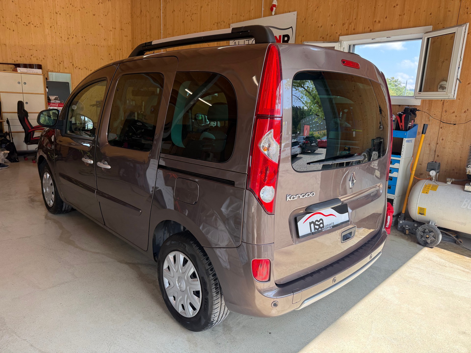 RENAULT Kangoo 1.5 dCi Expression-image-5