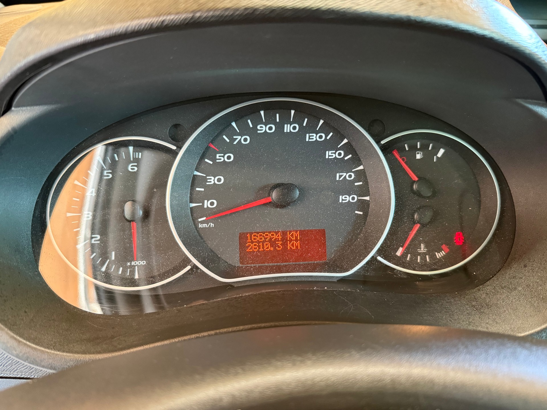 RENAULT Kangoo 1.5 dCi Expression-image-10