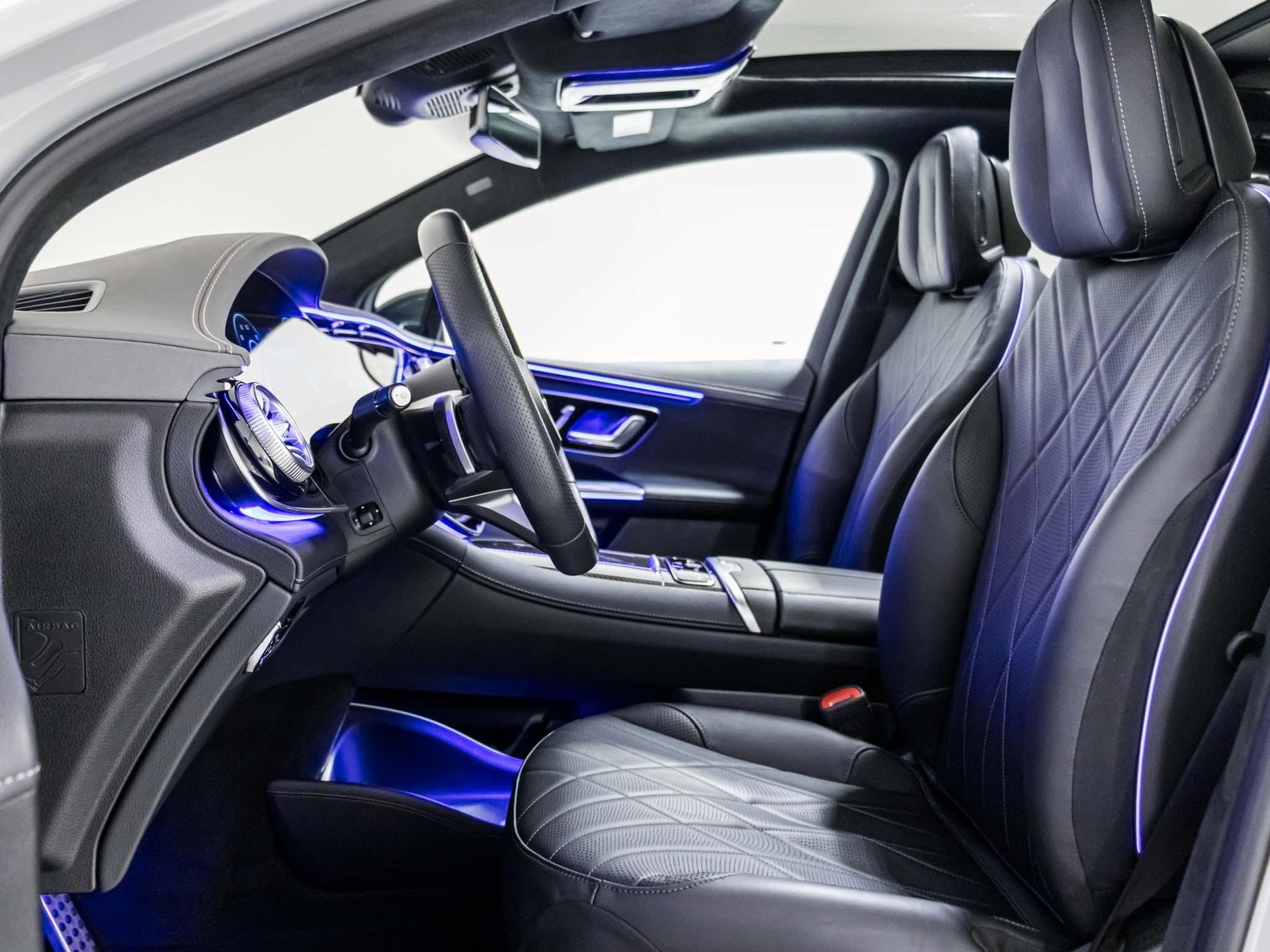 MERCEDES-BENZ EQE 500 4MATIC SUV-image-6