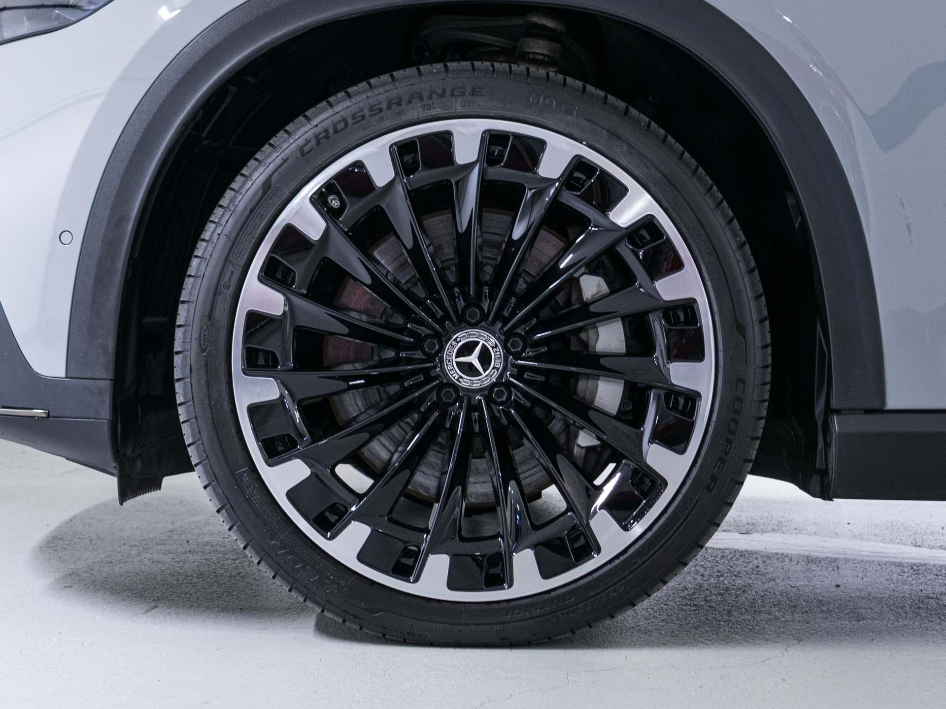 MERCEDES-BENZ EQE 500 4MATIC SUV-image-14