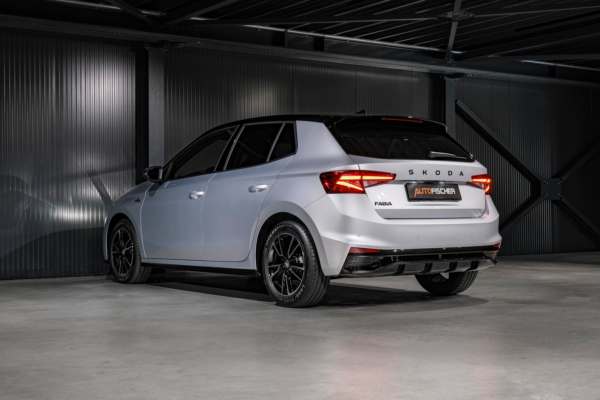 SKODA Fabia 1.0 TSI Monte Carlo DSG-image-7