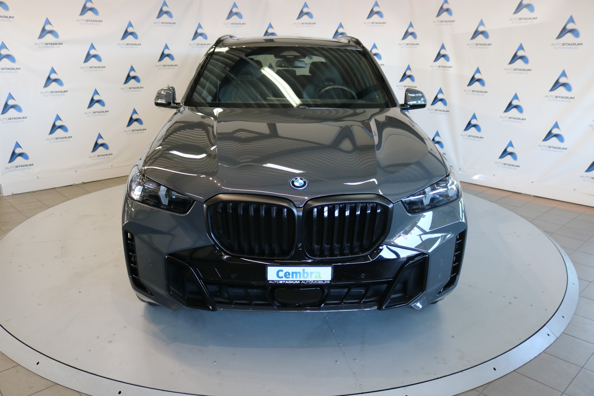 BMW X5 xDrive 50e M Sport Pro Steptronic-image-9