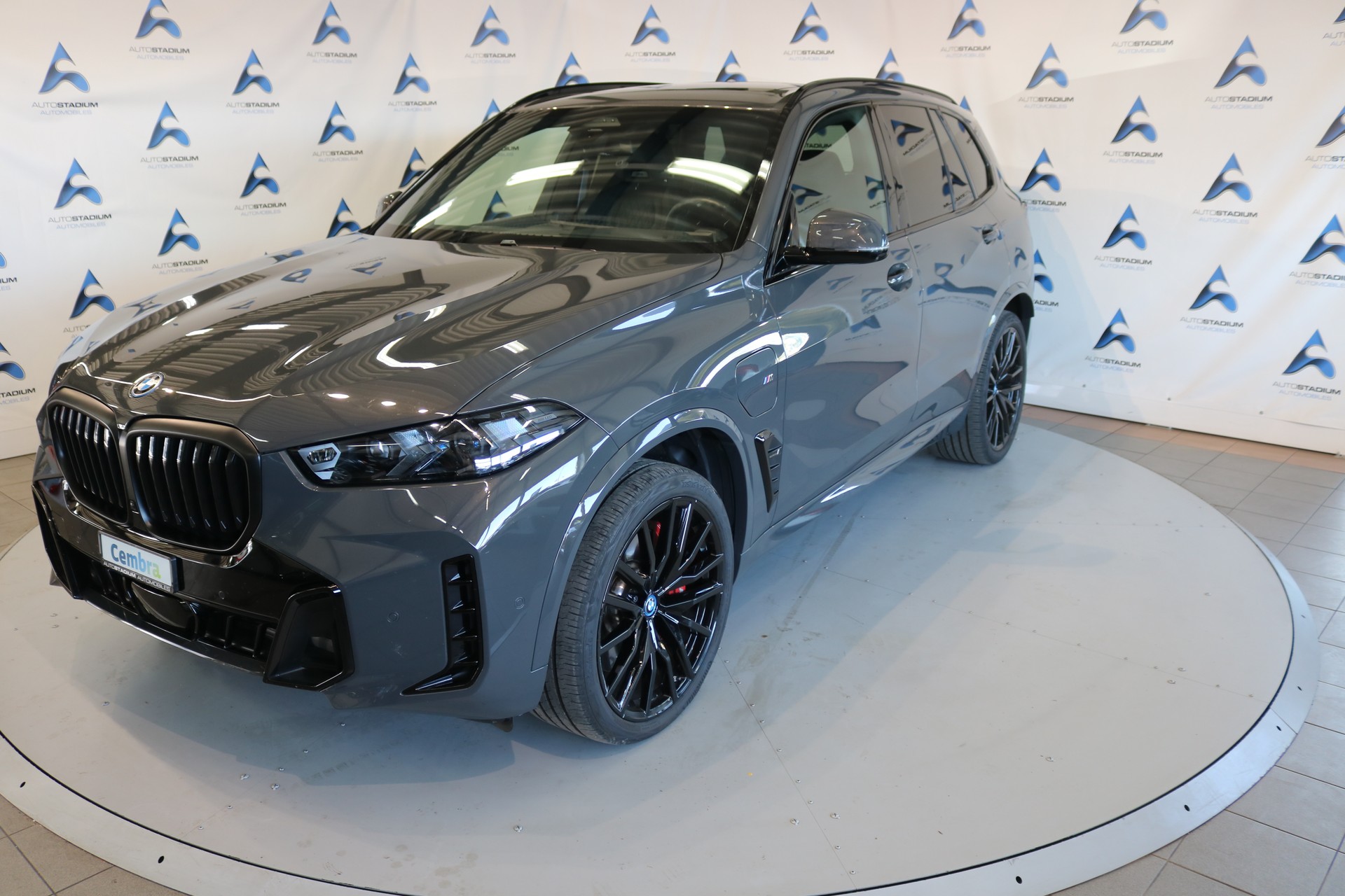 BMW X5 xDrive 50e M Sport Pro Steptronic-image-12