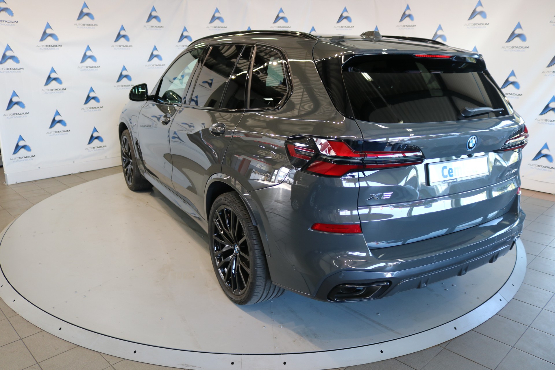 BMW X5 xDrive 50e M Sport Pro Steptronic-image-21