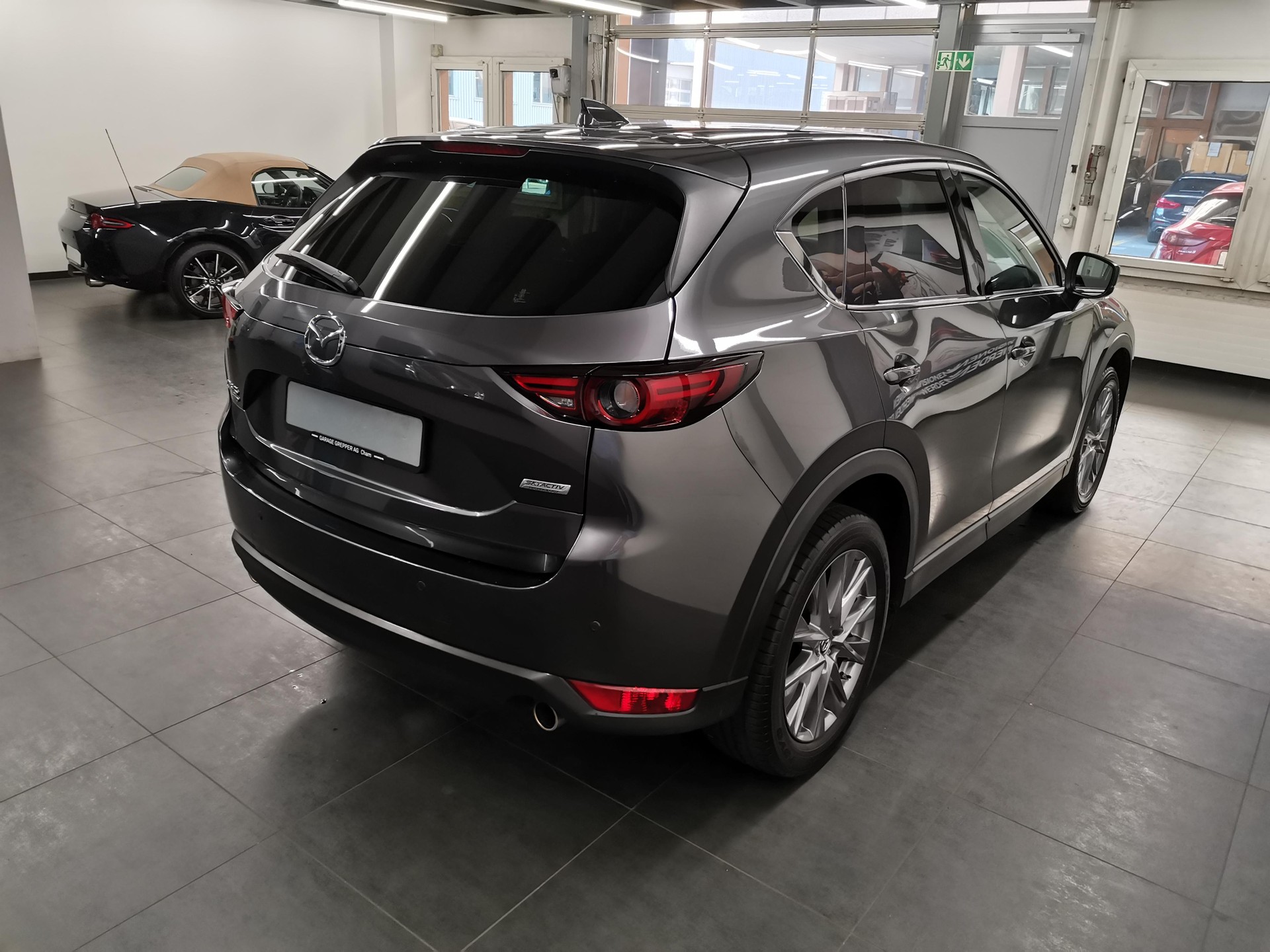 MAZDA CX-5 2.5 Revolution AWD-image-4