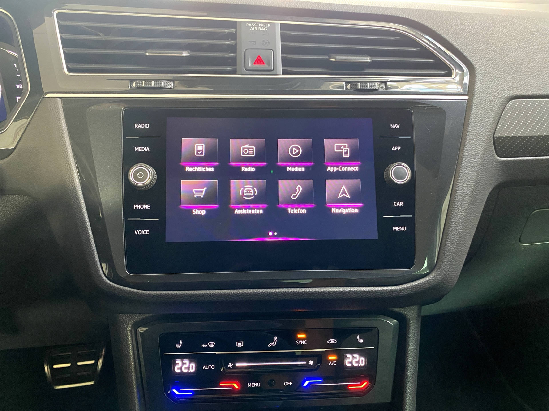 VW Tiguan 2.0 TDI SCR R-Line DSG-image-9