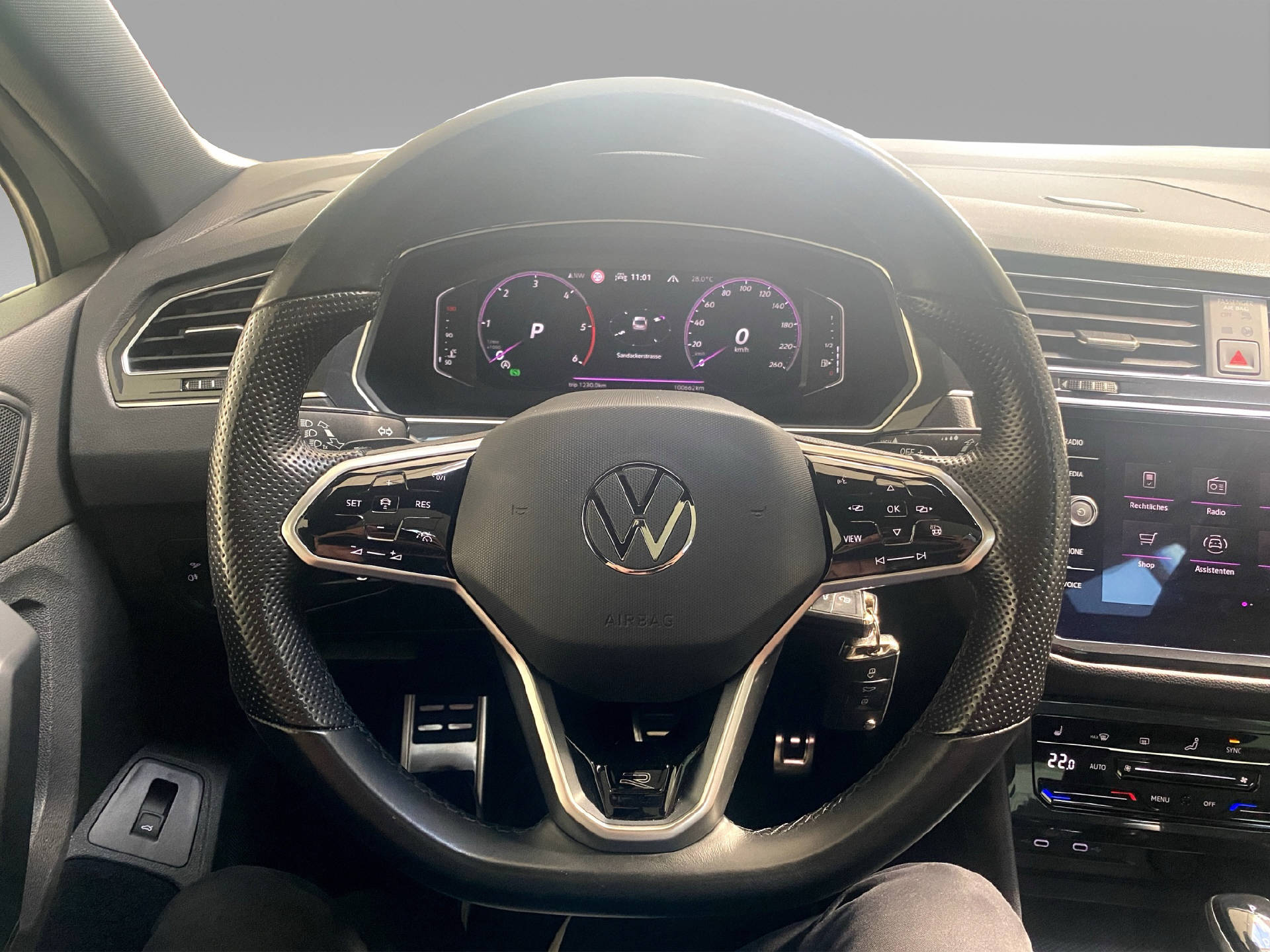 VW Tiguan 2.0 TDI SCR R-Line DSG-grid-image-thumbnail-7