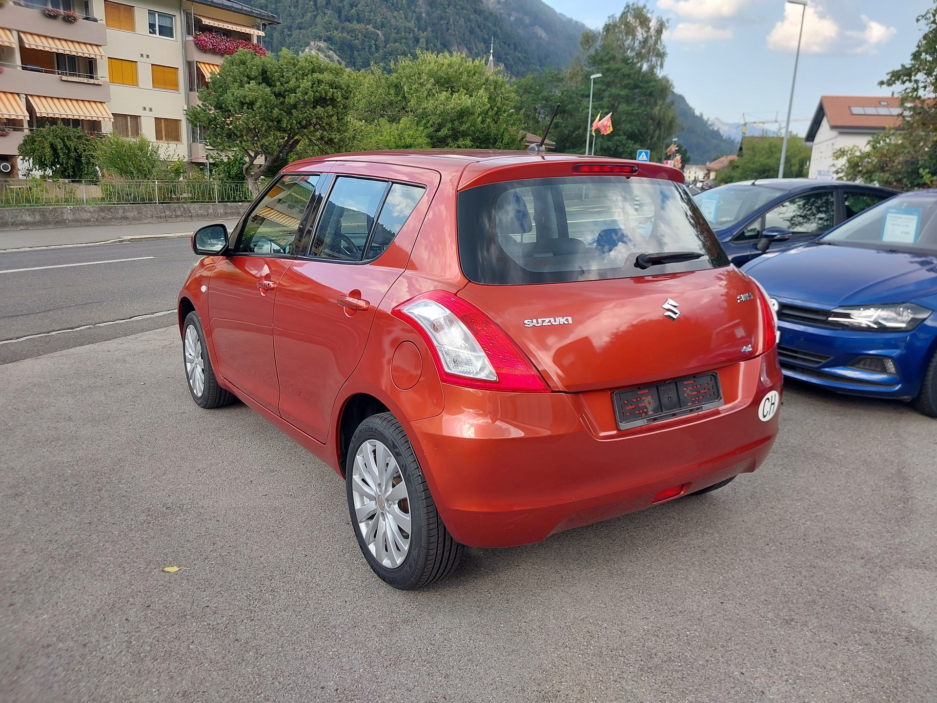 SUZUKI Swift 1.2i 16V GL Top 4x4-image-2