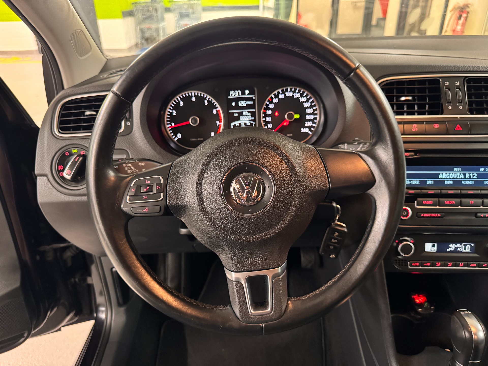 VW Polo 1.2 TSI Highline DSG-image-12