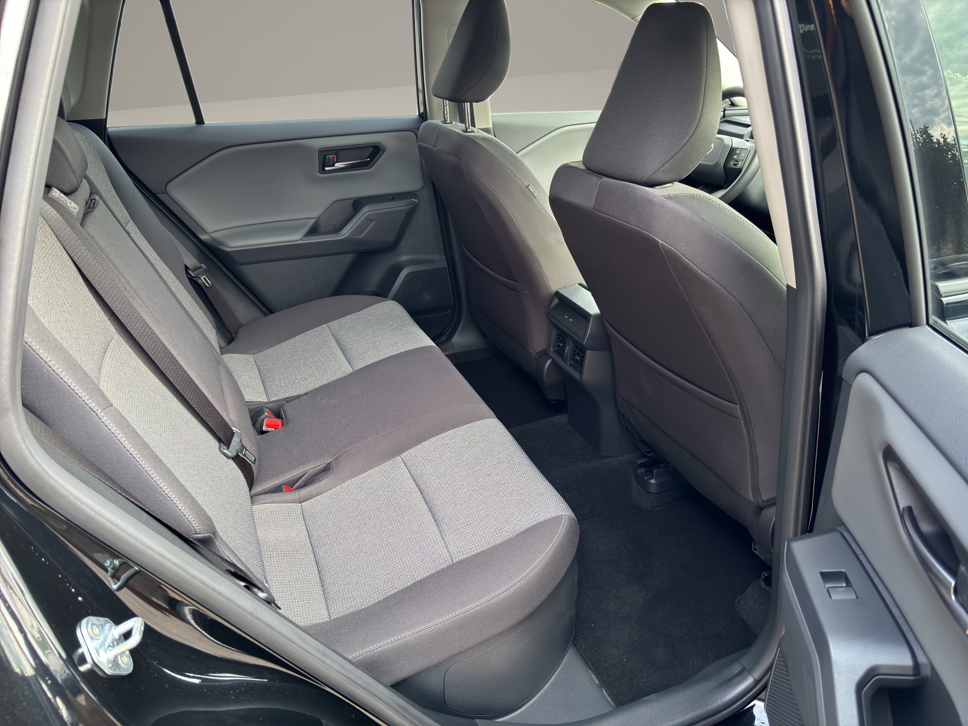 TOYOTA RAV-4 2.5 HSD Trend e-CVT AWD-image-19