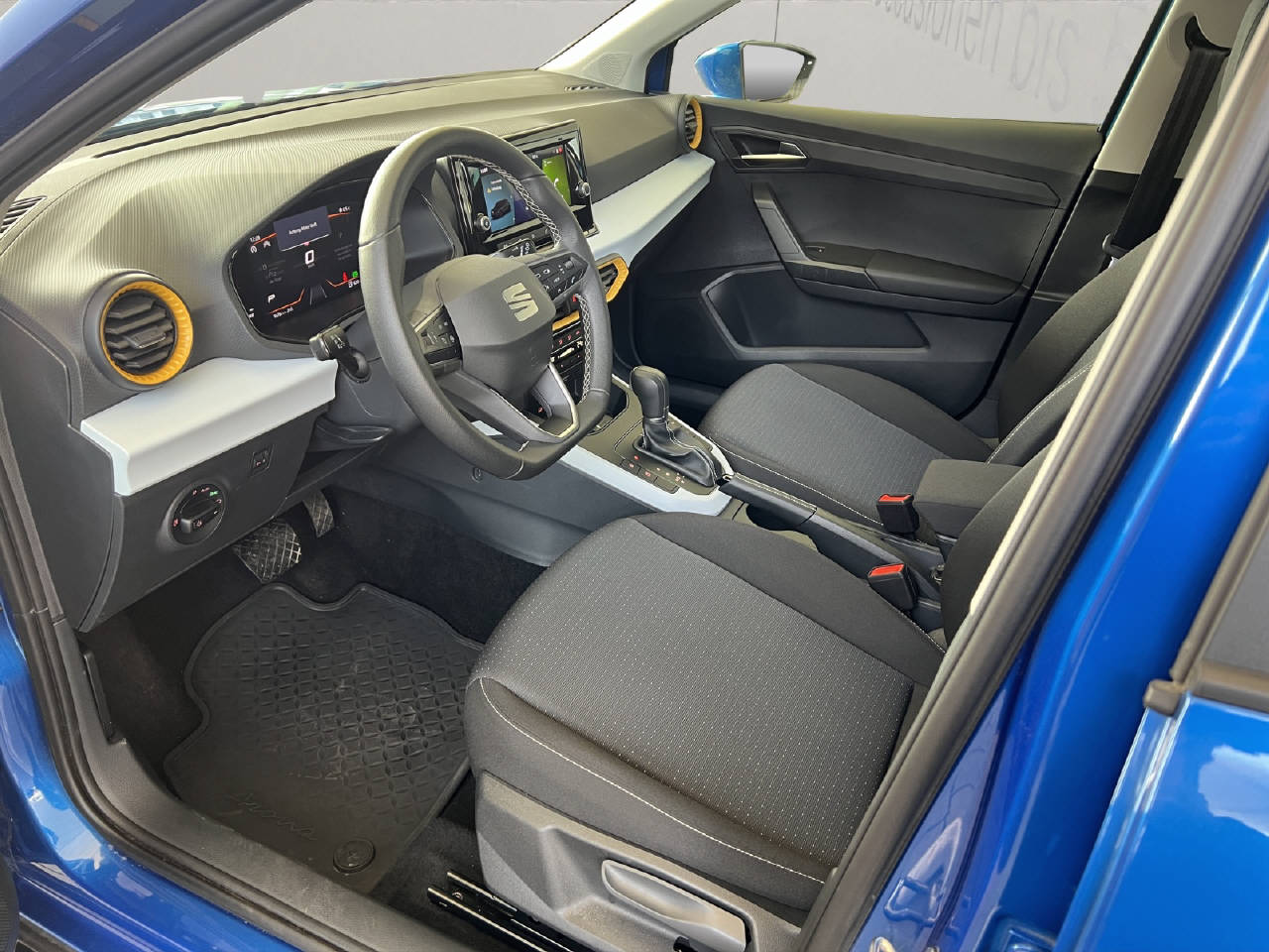 SEAT Arona 1.0 TSI 115PS Style DSG-Automat-image-10