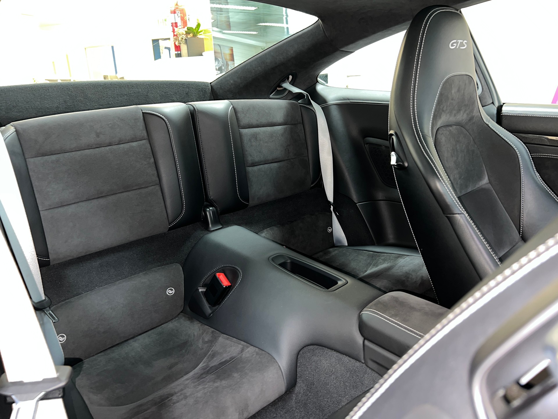 PORSCHE 911 Carrera GTS PDK-image-13