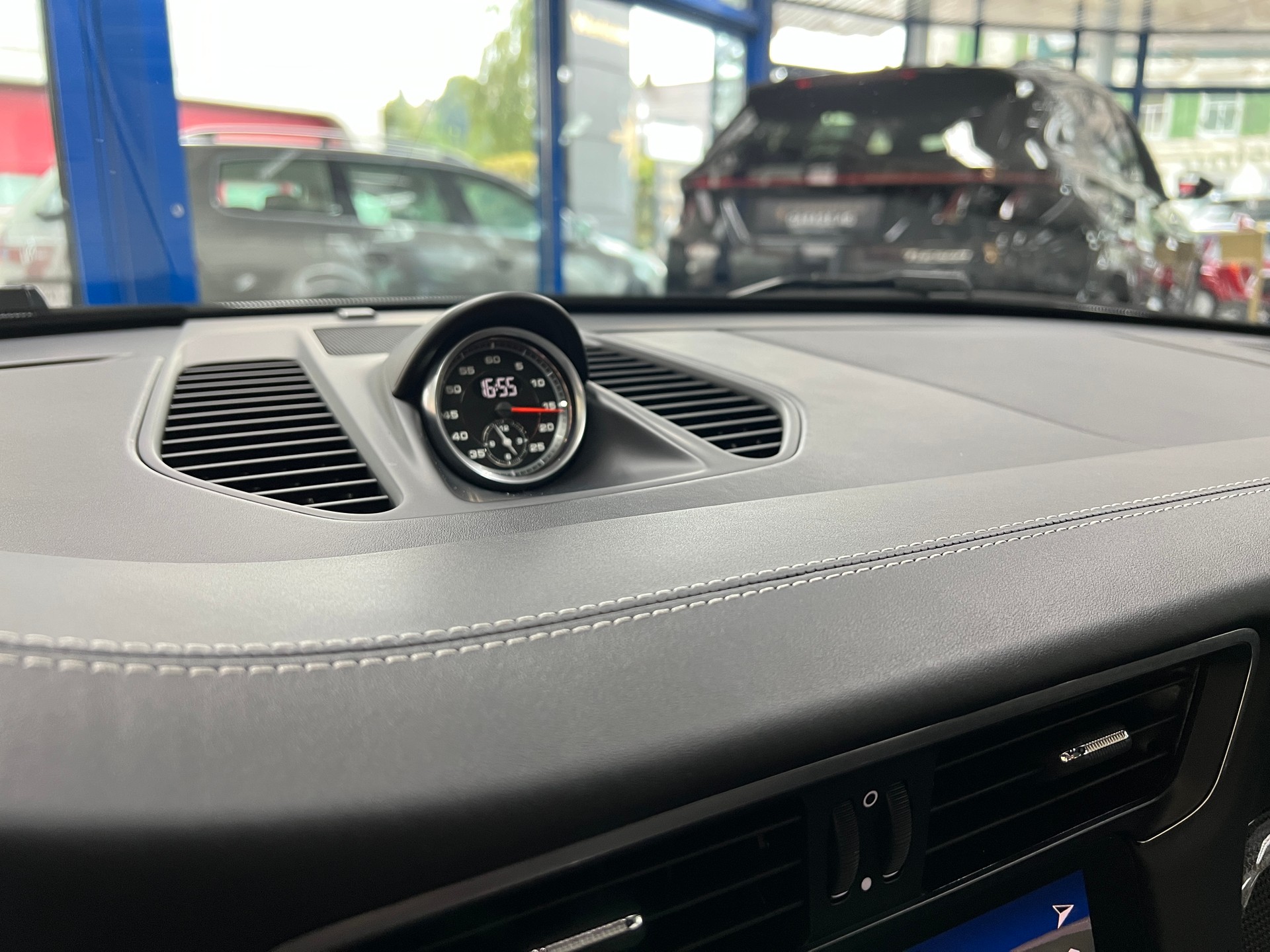 PORSCHE 911 Carrera GTS PDK-image-22