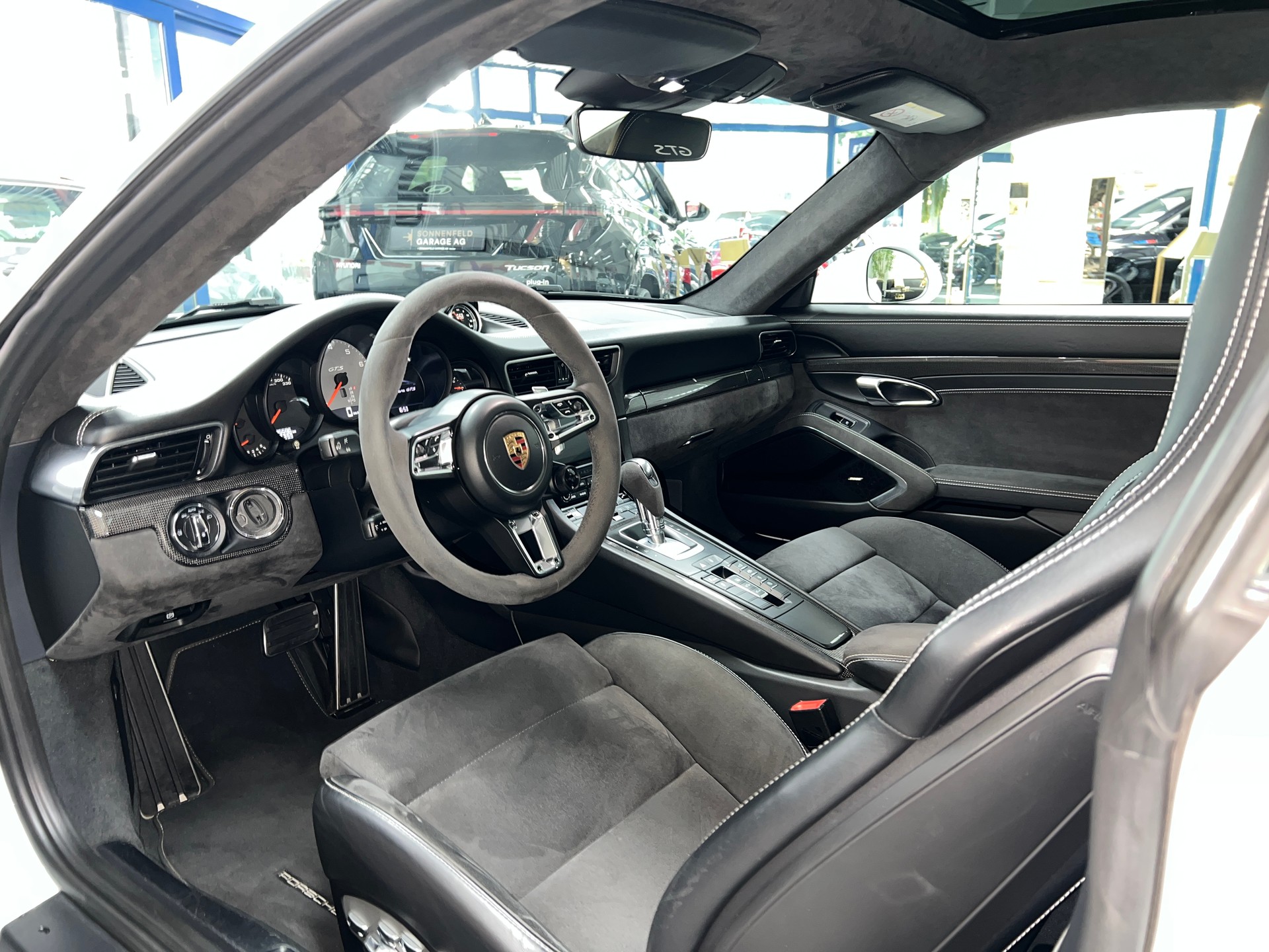 PORSCHE 911 Carrera GTS PDK-image-14