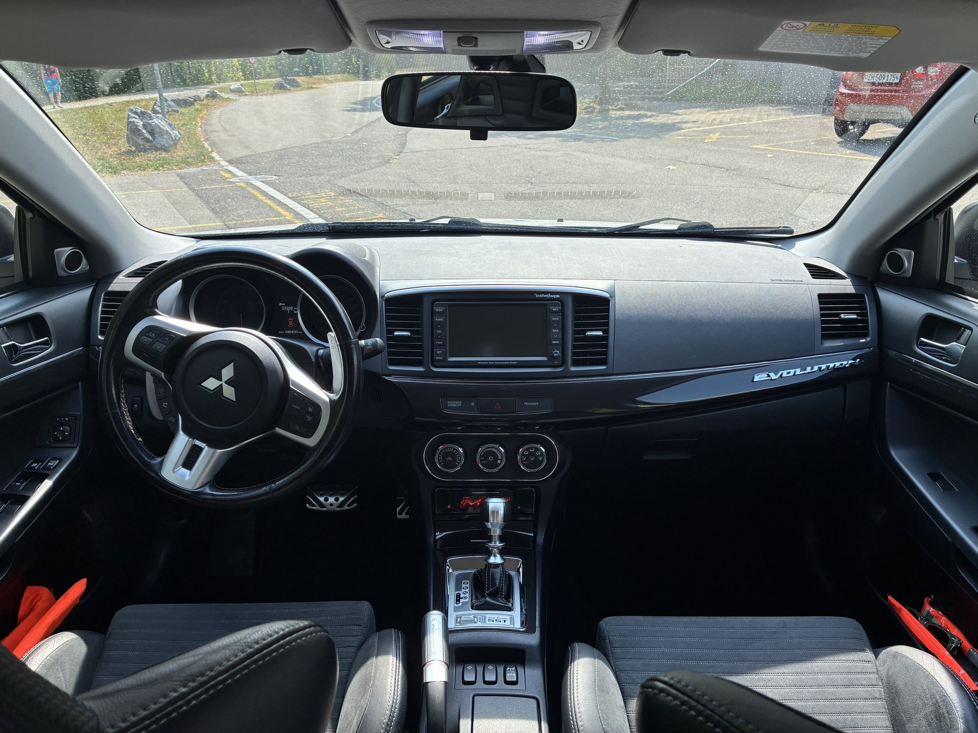 MITSUBISHI 2.0 T MIVEC Evolution MR-image-9