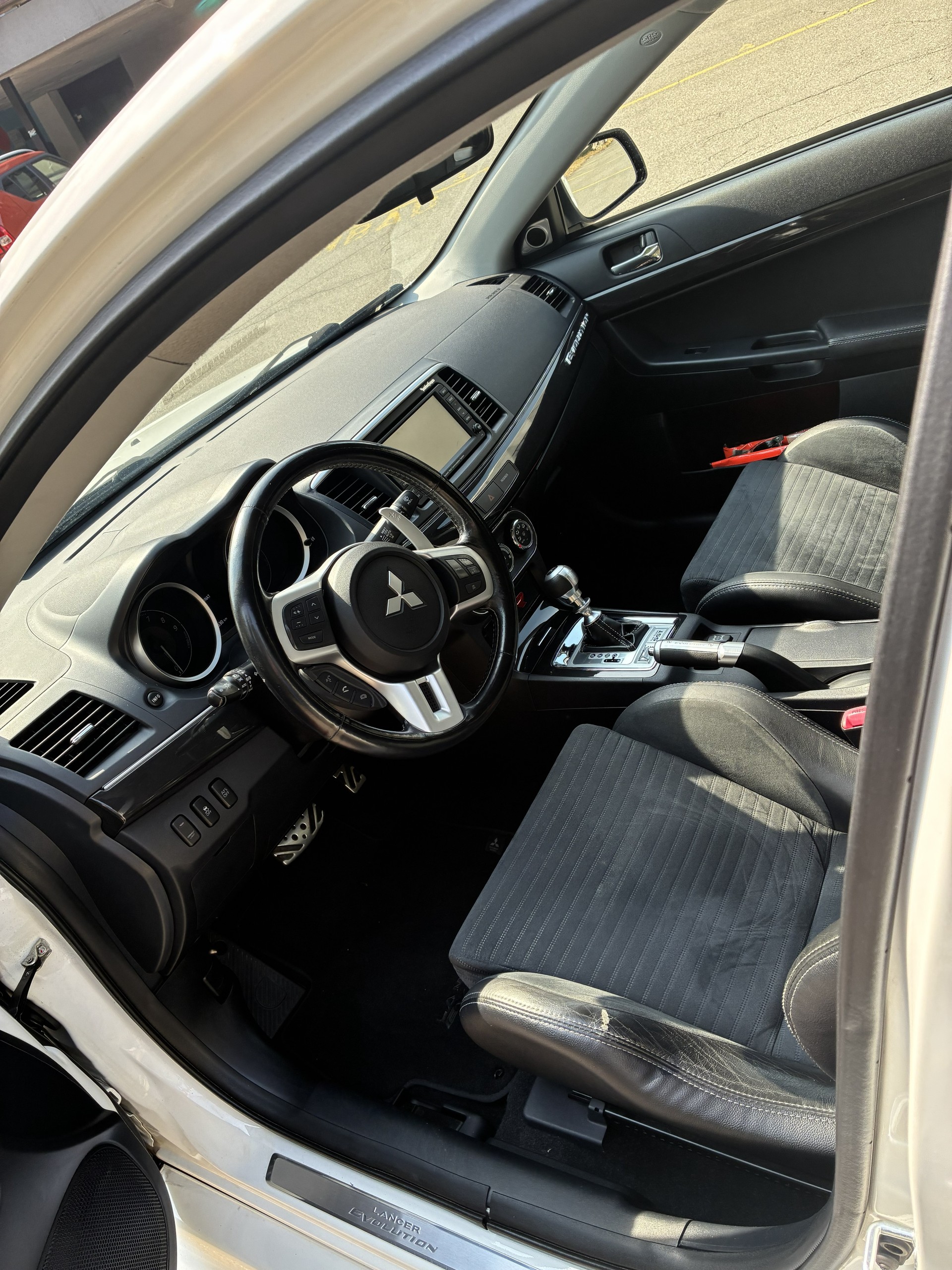 MITSUBISHI 2.0 T MIVEC Evolution MR-image-8