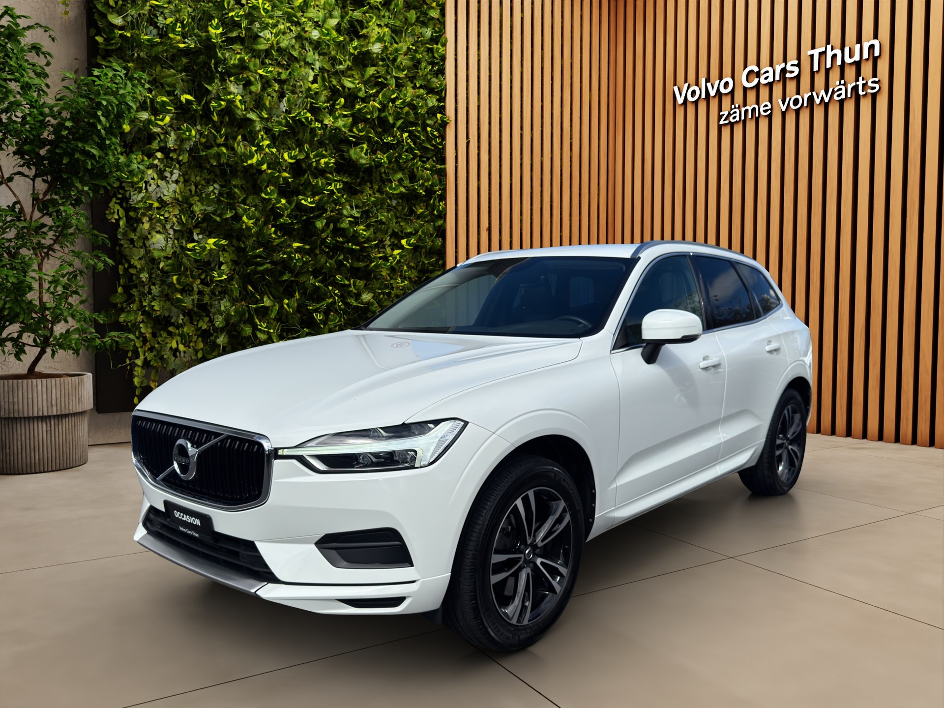 VOLVO XC60 2.0 T5 Momentum AWD