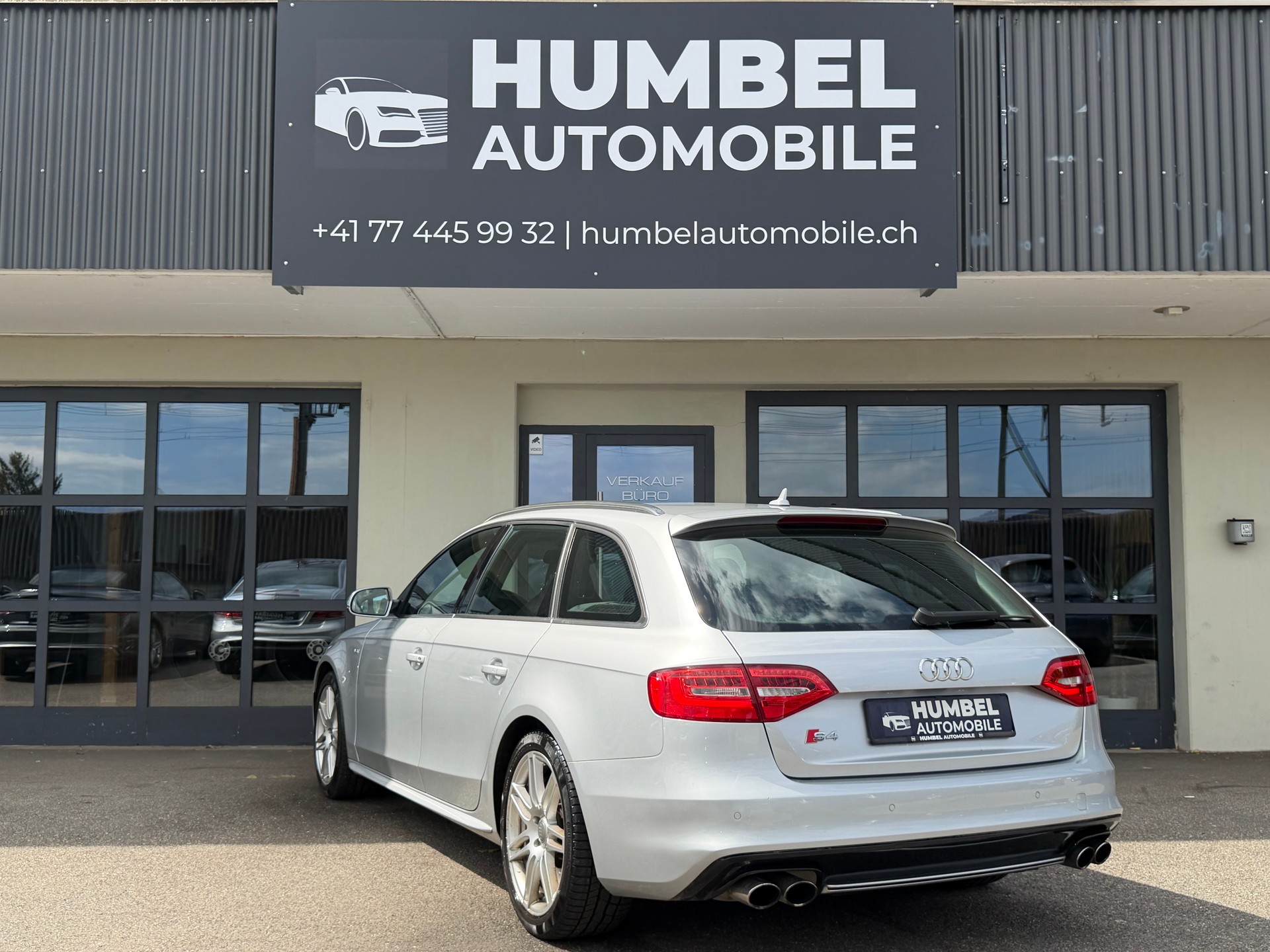 AUDI S4 Avant 3.0 TFSI quattro S-tronic-image-2