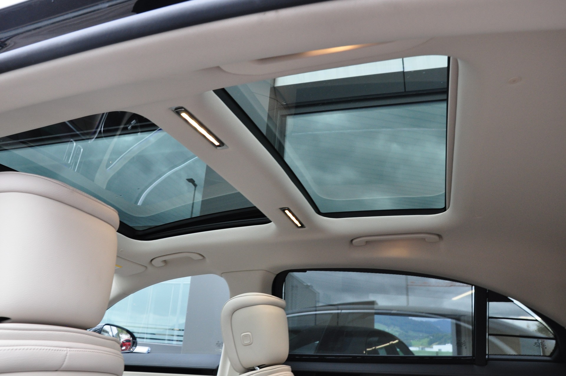 MERCEDES-BENZ S 580 L 4Matic AMG Line 9G-Tronic-image-17