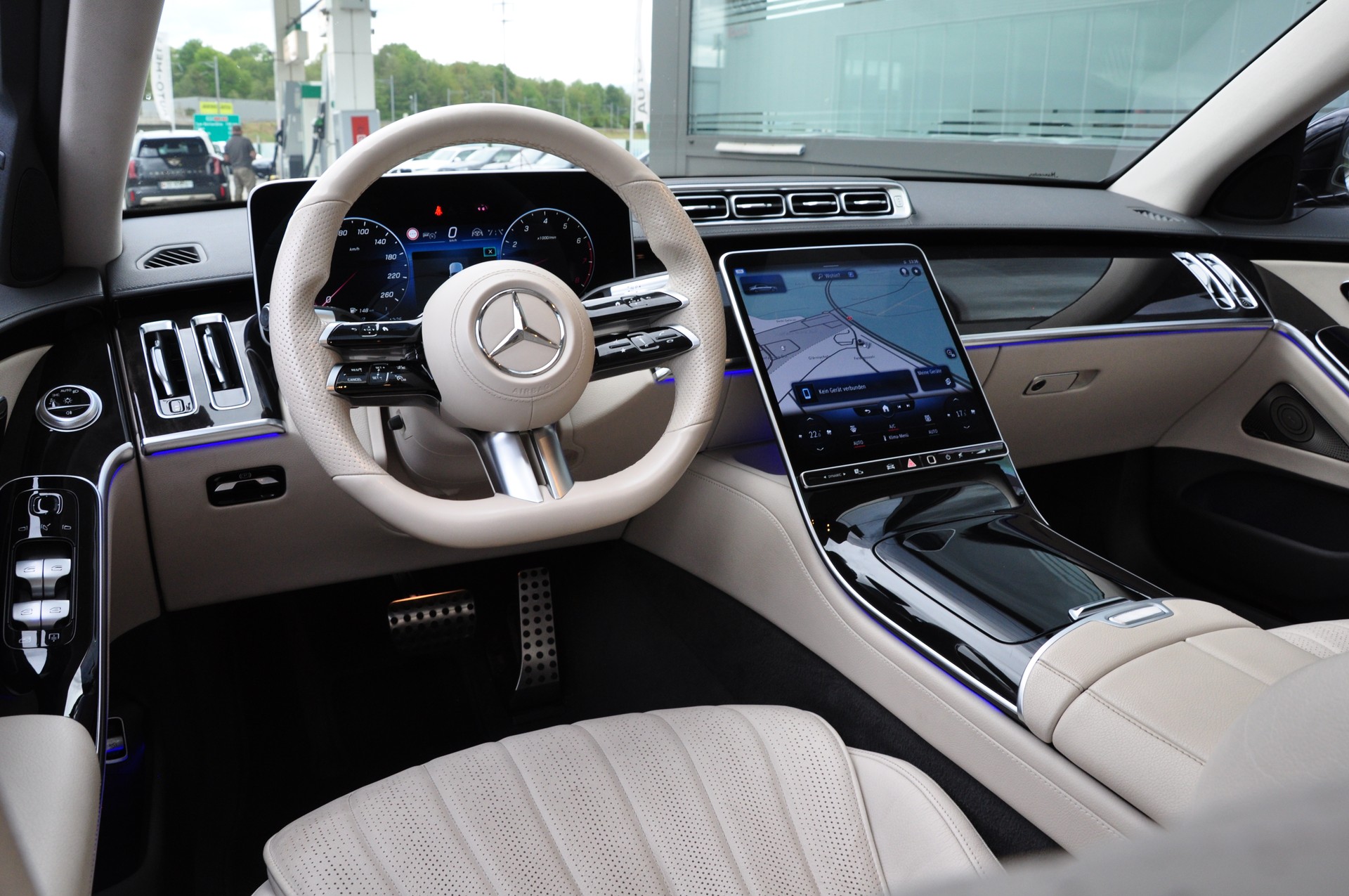 MERCEDES-BENZ S 580 L 4Matic AMG Line 9G-Tronic-image-12