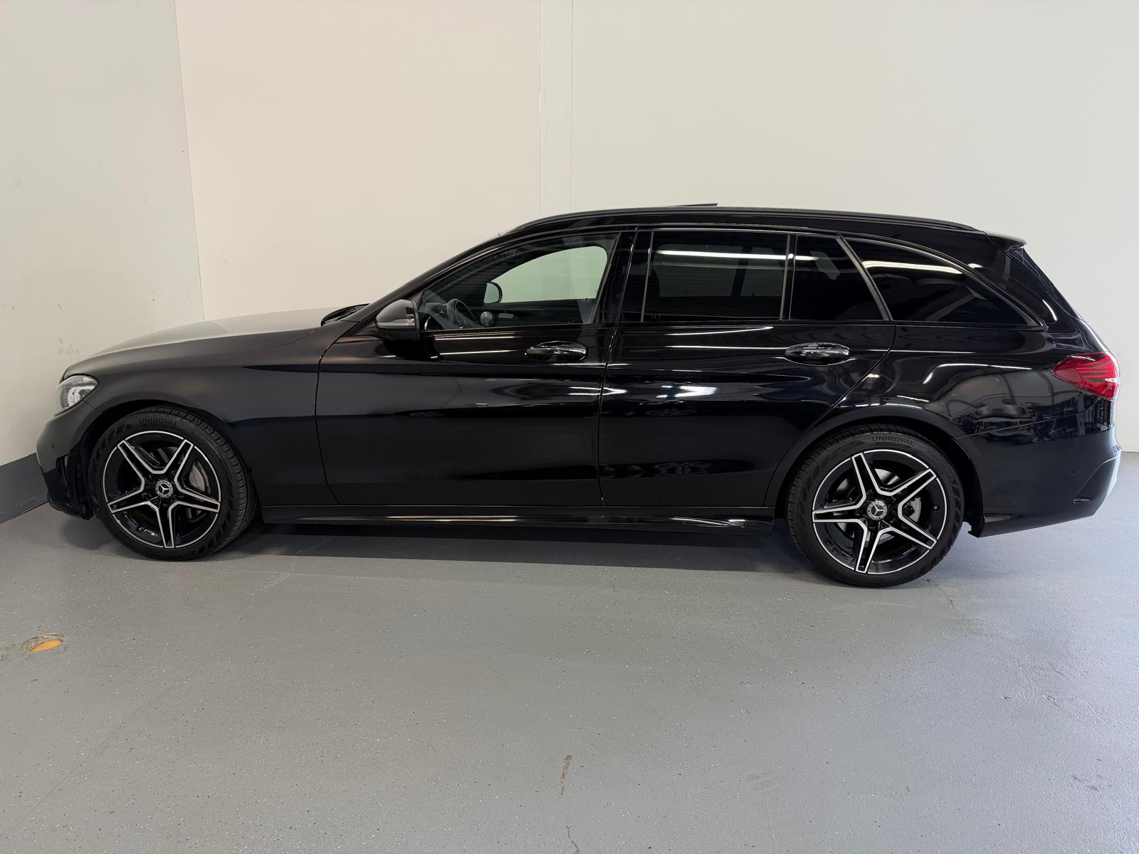 MERCEDES-BENZ C 220 d Swiss Star AMG Line 4M 9G-Tronic-image-6