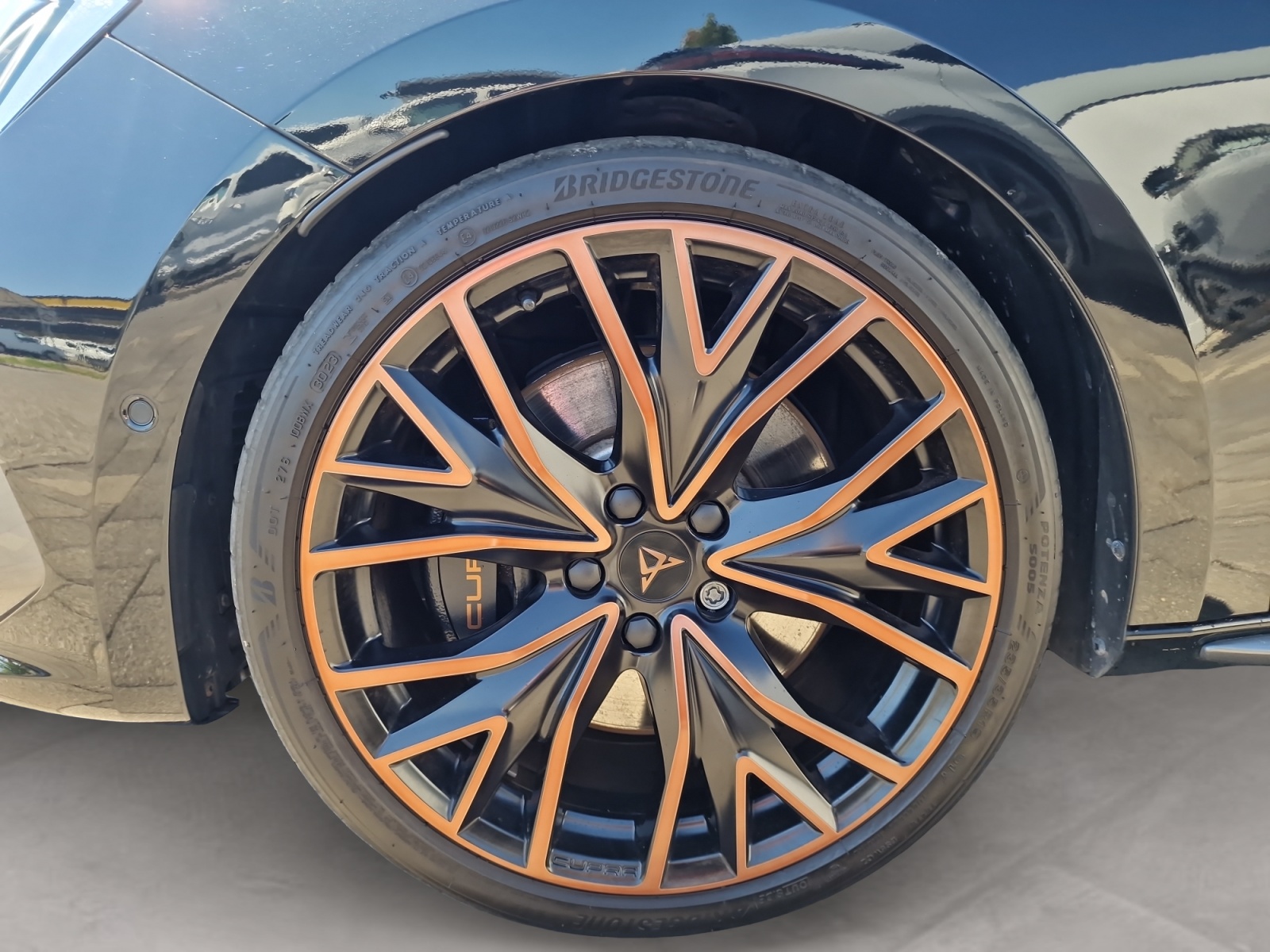CUPRA LEON ST 2.0 TSI VZ DSG 4Drive AHK-image-9