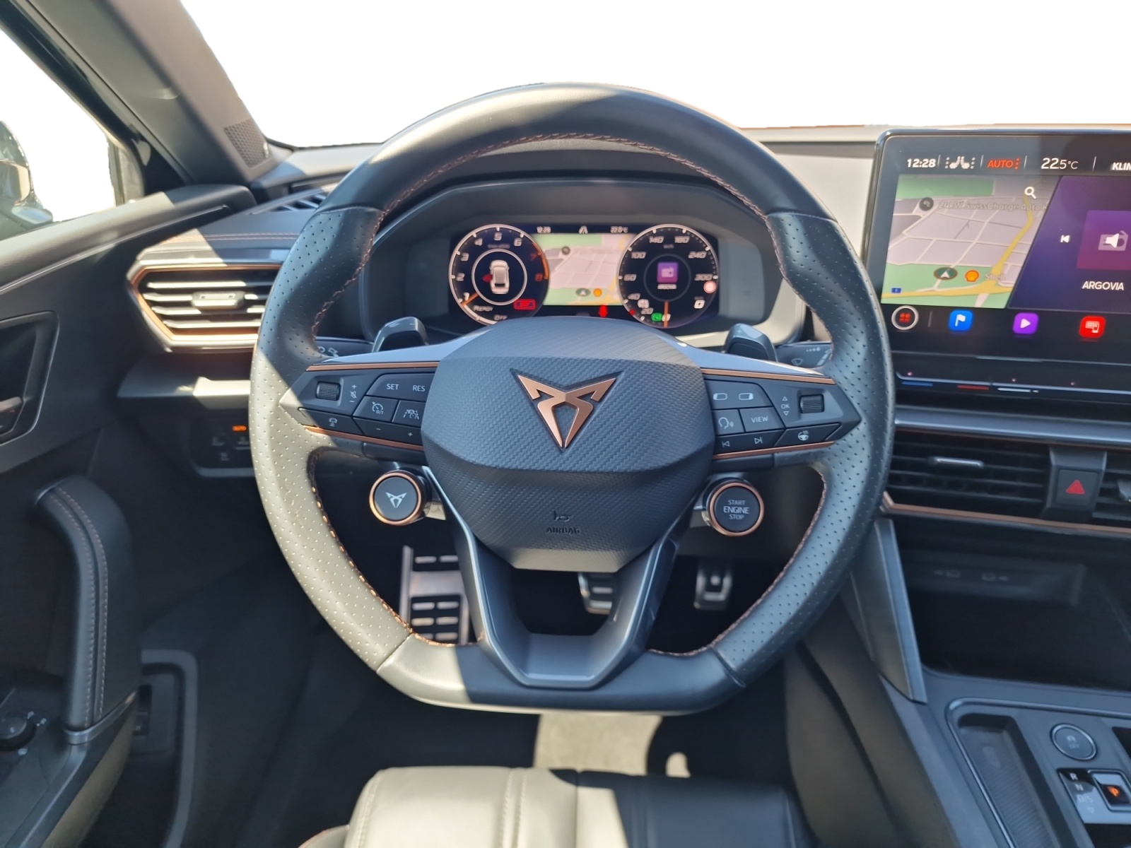 CUPRA LEON ST 2.0 TSI VZ DSG 4Drive AHK-image-11