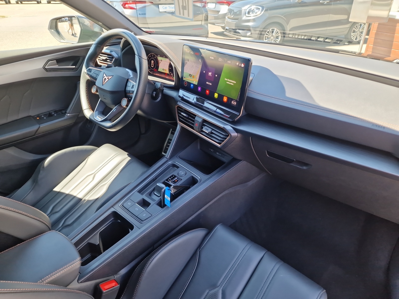 CUPRA LEON ST 2.0 TSI VZ DSG 4Drive AHK-image-16