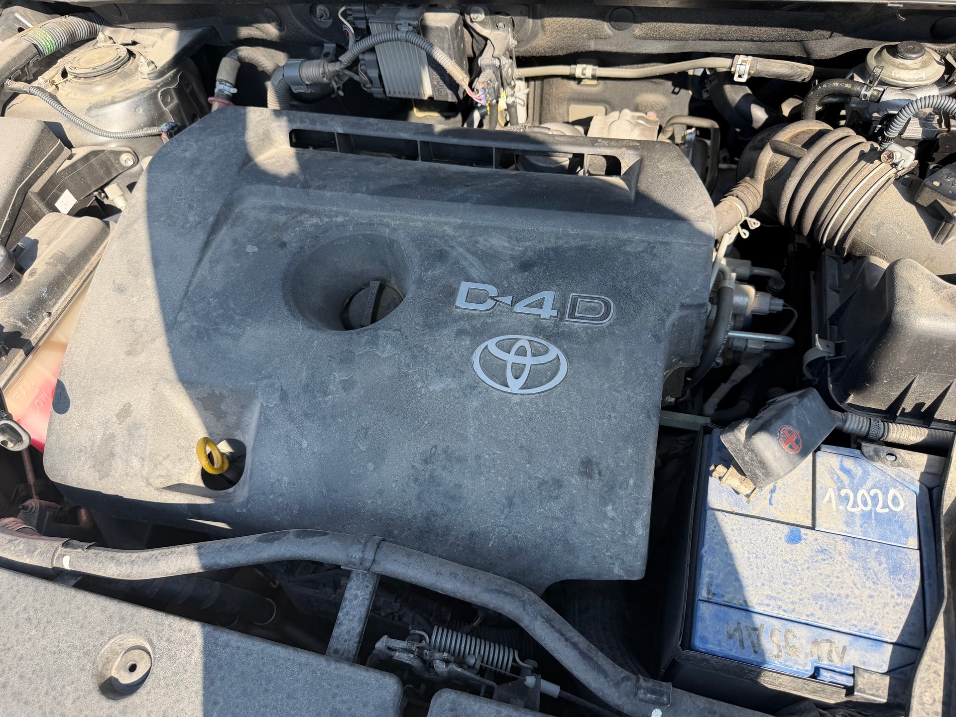 TOYOTA RAV-4 2.2D-4 D Linea Sol-image-9