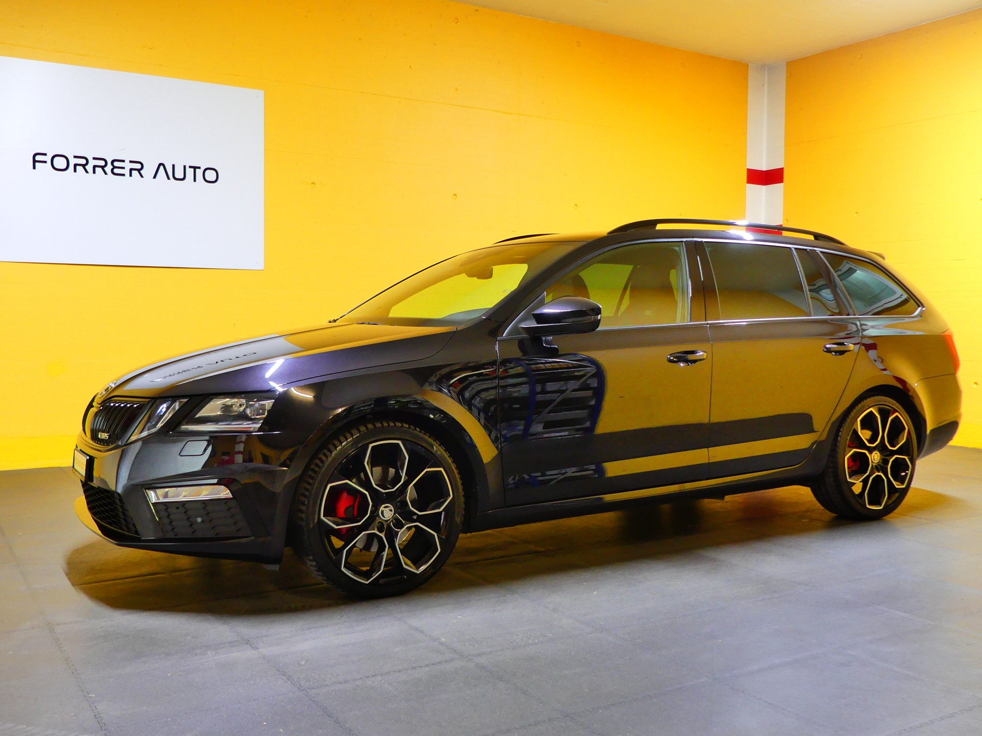 SKODA Octavia Combi 2.0 TDI RS Final Edition 4x4 DSG