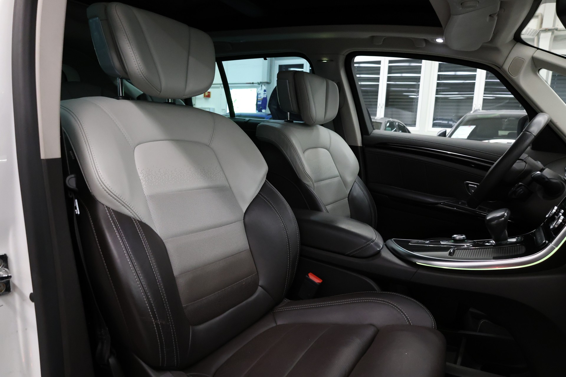 RENAULT Espace 1.6 TCe Initiale EDC-image-16