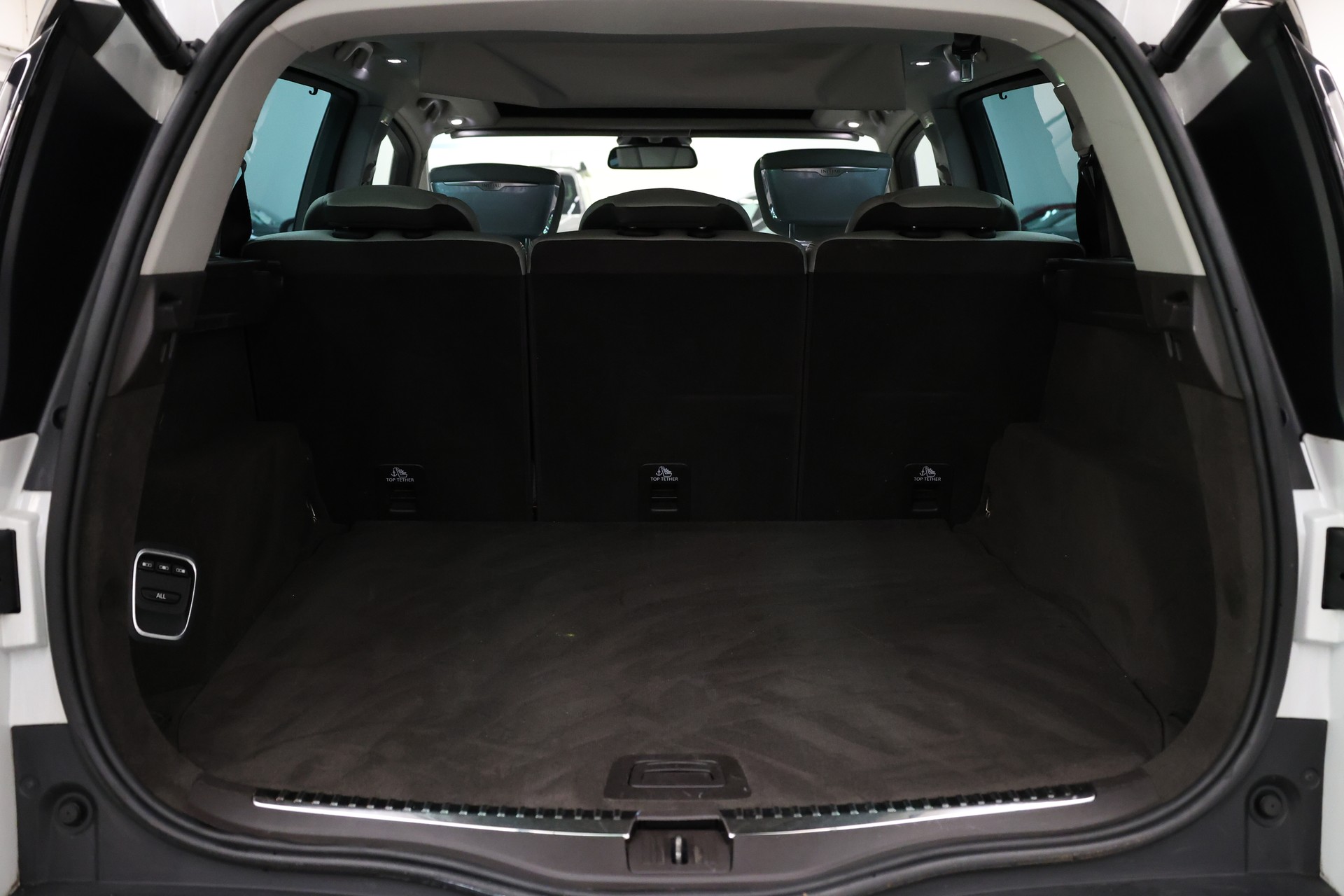 RENAULT Espace 1.6 TCe Initiale EDC-image-23