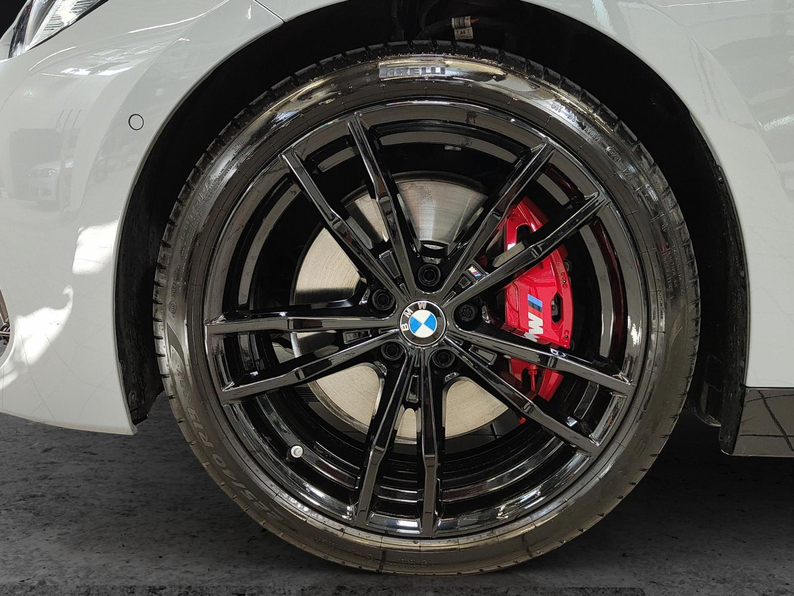 BMW M240i xDrive Coupé-image-8