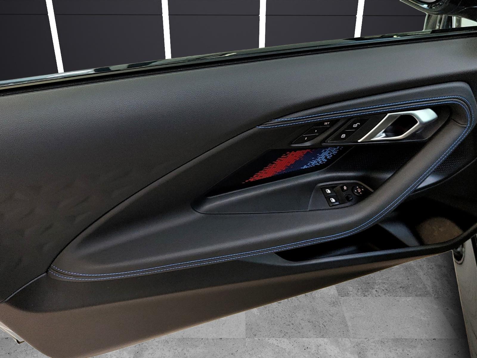 BMW M240i xDrive Coupé-image-14