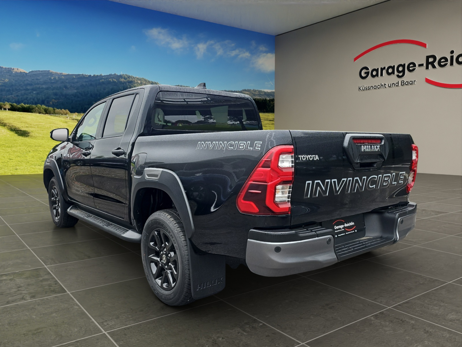 TOYOTA Hilux Double Cab.-Pick-up 2.8 D-4D 204 Invincible MHEV-image-2