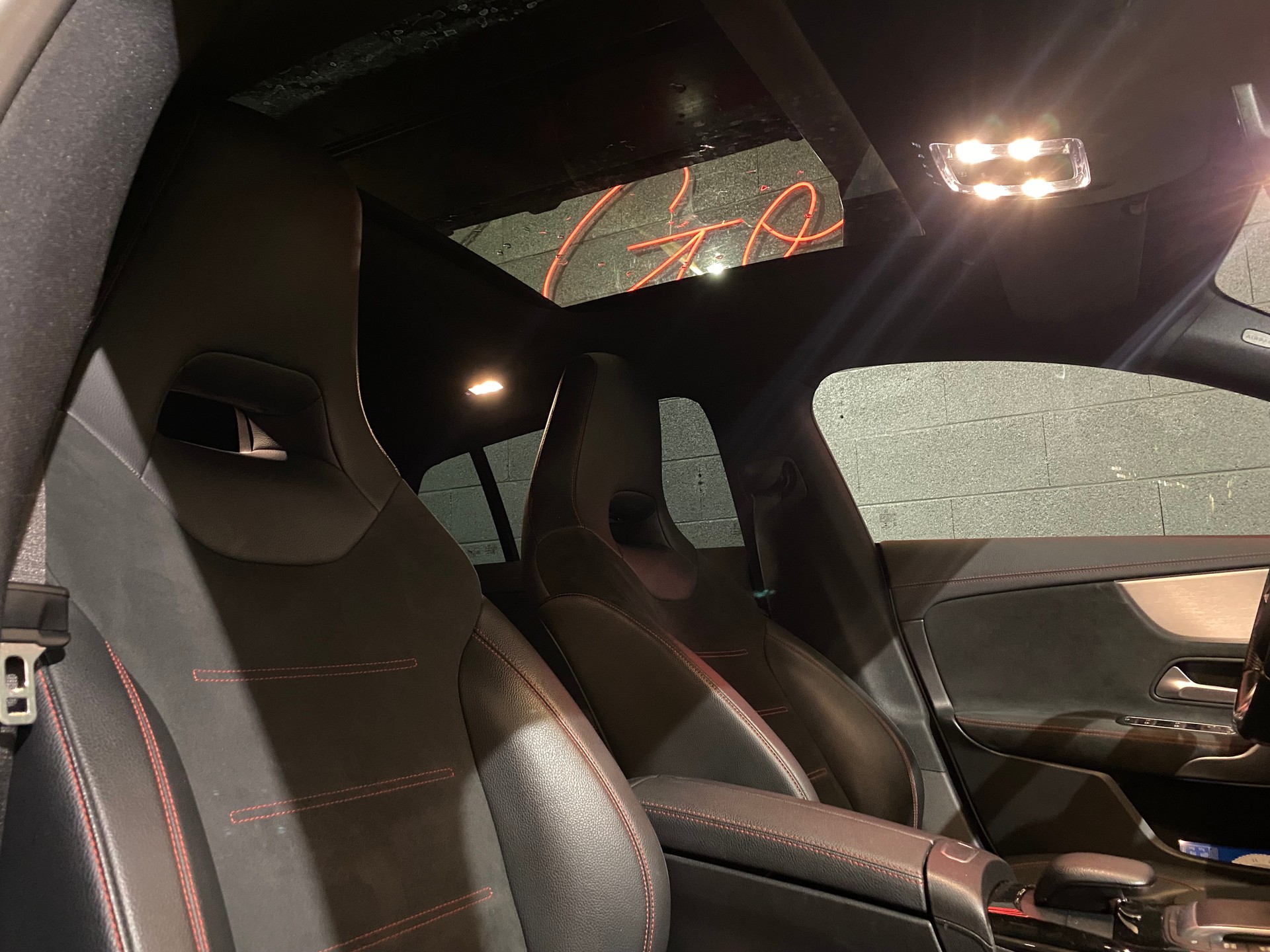 MERCEDES-BENZ CLA Shooting Brake 35 AMG 4Matic 7G-DCT-image-25