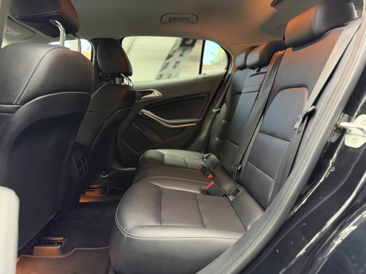 MERCEDES-BENZ GLA 200 | Ab MFK | Anhängerkupplung | Leder | Tempomat | Rückfahrkamera-image-20