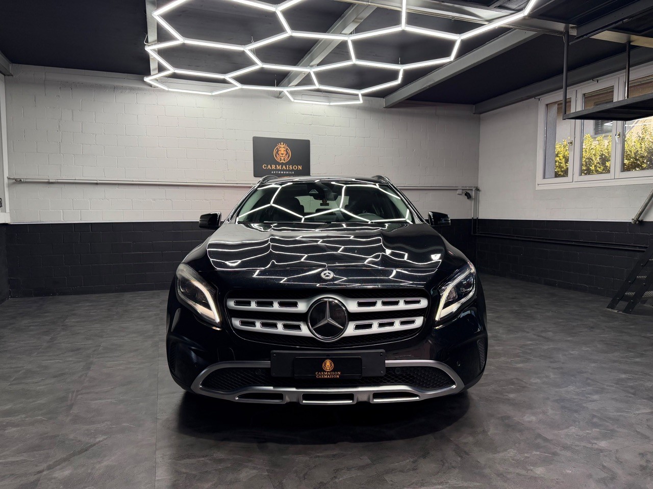 MERCEDES-BENZ GLA 200 | Ab MFK | Anhängerkupplung | Leder | Tempomat | Rückfahrkamera-image-1