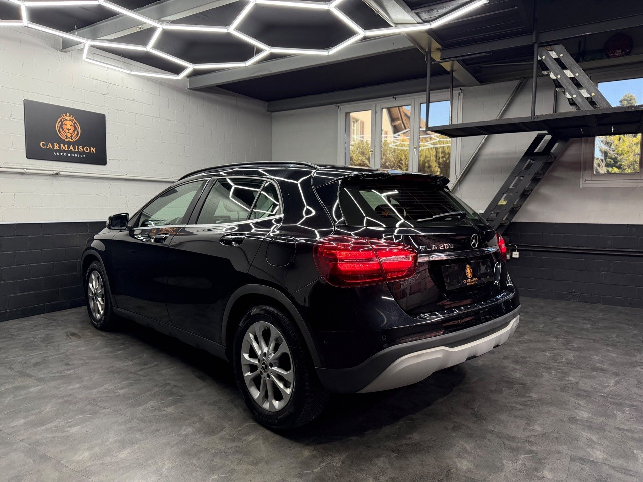 MERCEDES-BENZ GLA 200 | Ab MFK | Anhängerkupplung | Leder | Tempomat | Rückfahrkamera-image-6