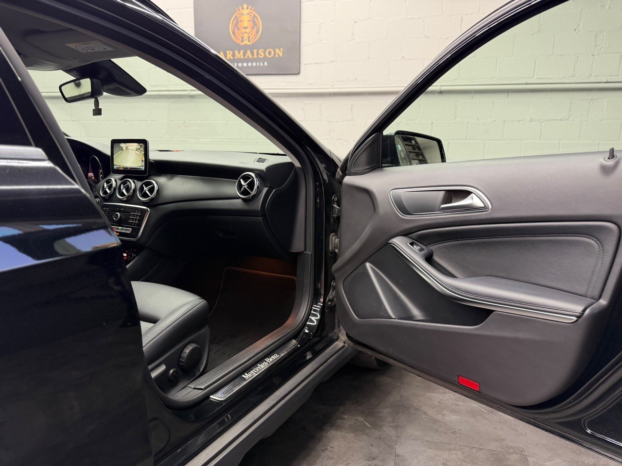 MERCEDES-BENZ GLA 200 | Ab MFK | Anhängerkupplung | Leder | Tempomat | Rückfahrkamera-image-22