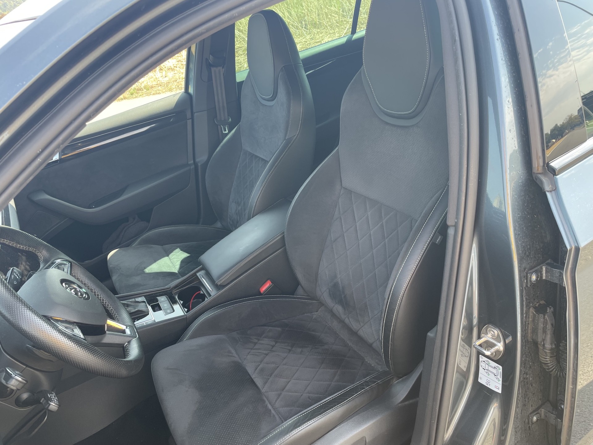 SKODA 2.0 TSI SportLine+ 4x4 DSG-image-5