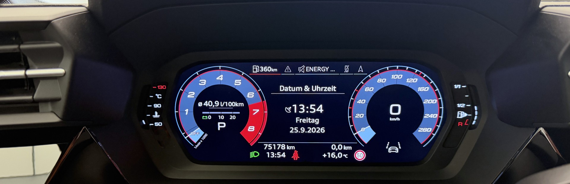 AUDI A3 Sportback 35 TFSI Attraction S-tronic-image-8