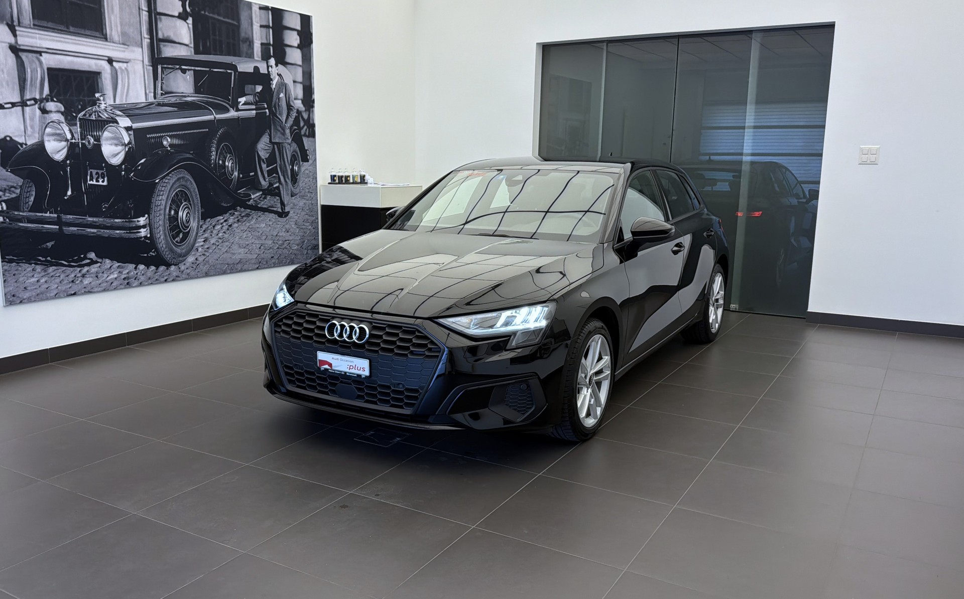 AUDI A3 Sportback 35 TFSI Attraction S-tronic-image-0